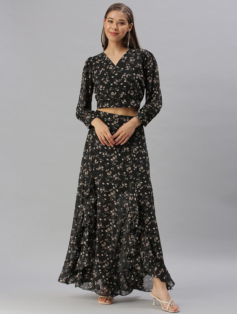 v-neck printed top and skirt set set - 18390824 - Zoom Image - 0