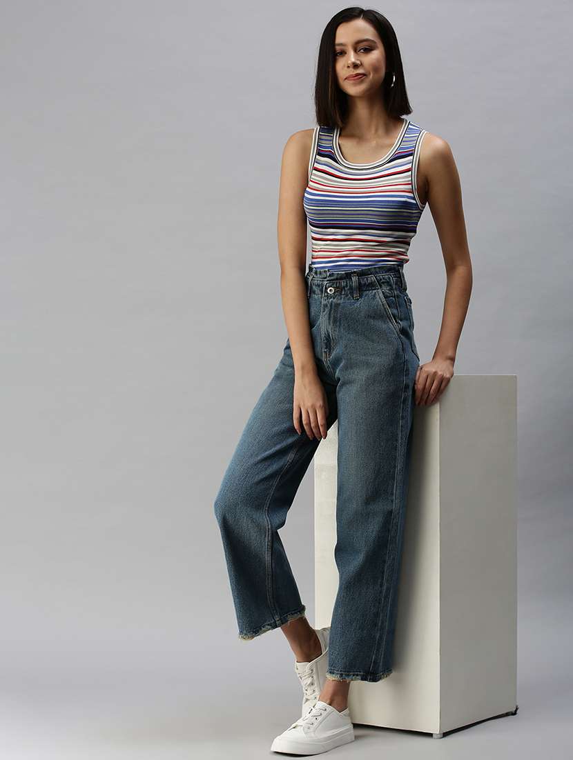 sleeveless striped crop top - 18392231 -  Standard Image - 3