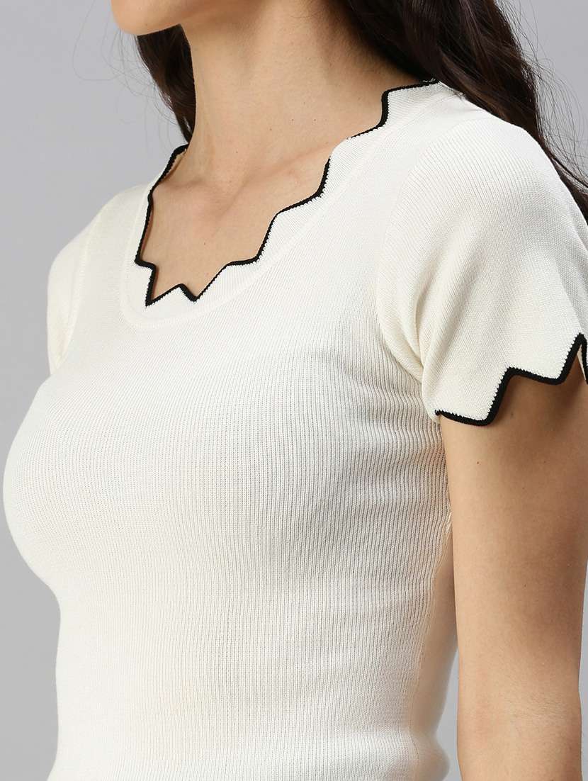 short sleeved solid regular top - 18392627 -  Standard Image - 5