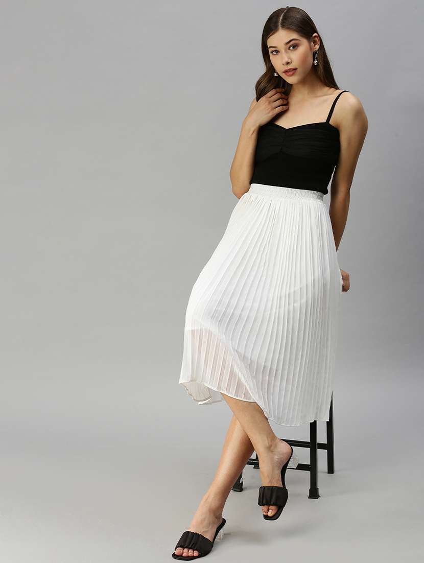 square neck solid regular top - 18393048 -  Standard Image - 3