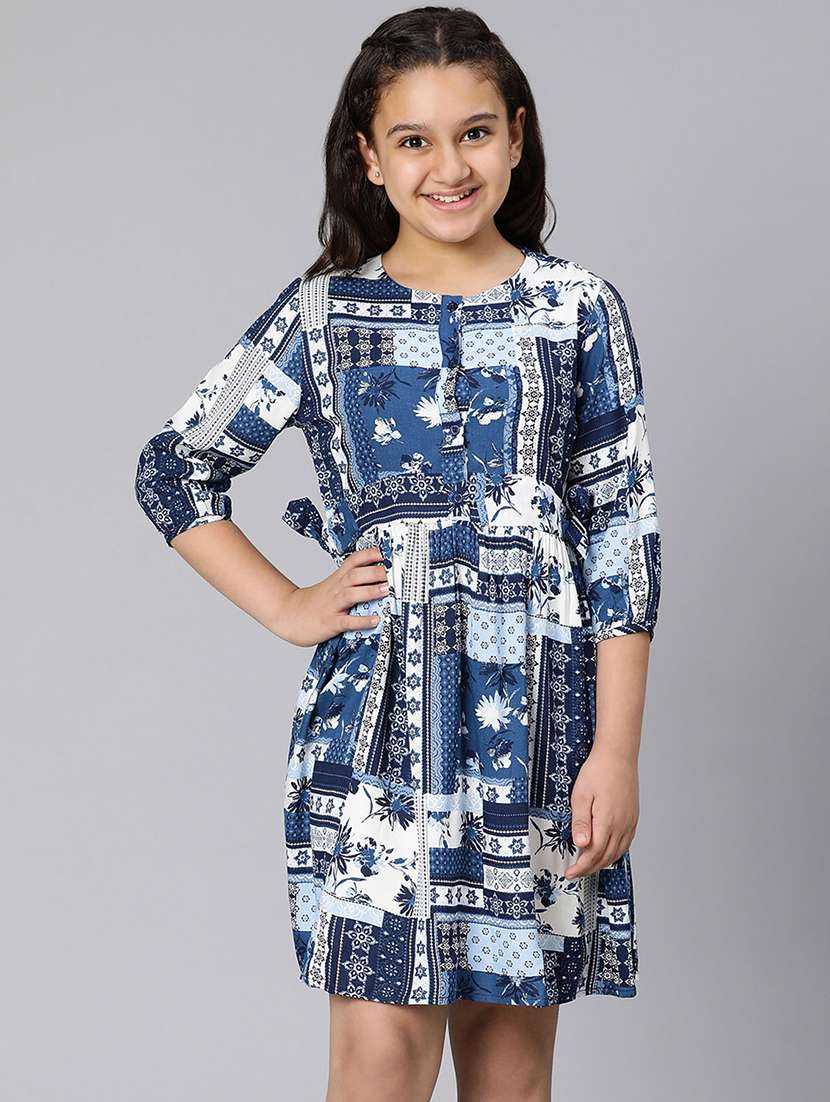 girls round neck three quarter sleeves frock