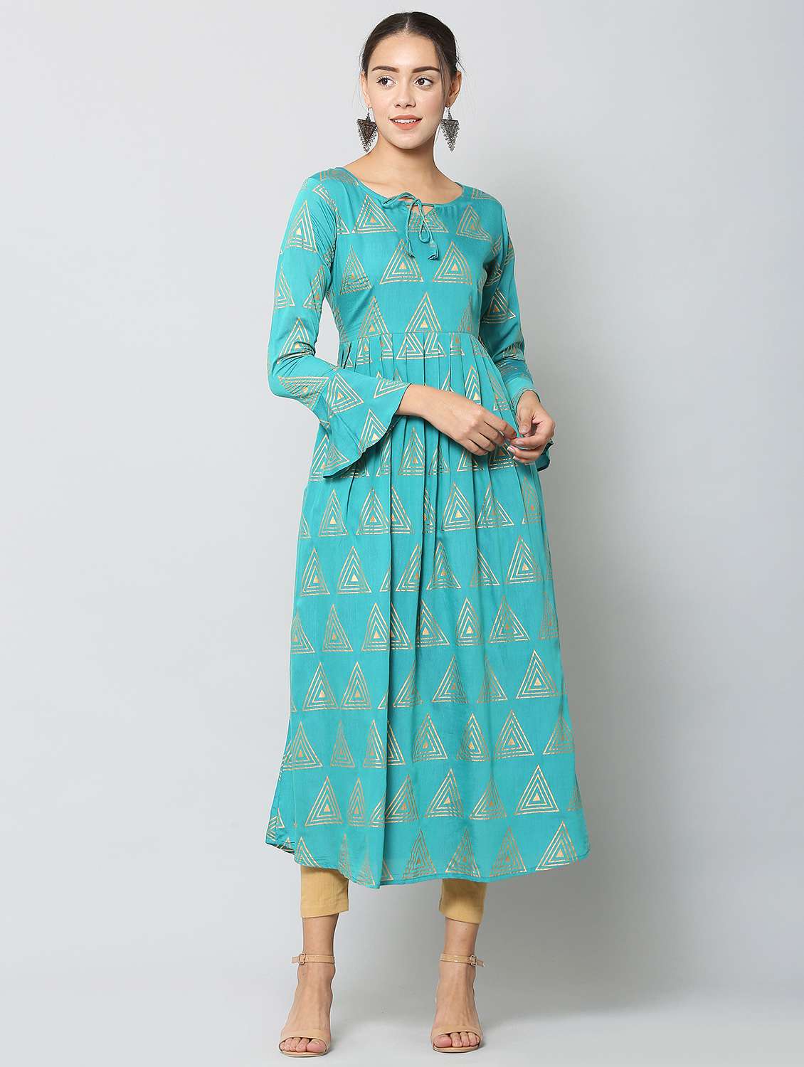 SC KURTIS Women Self Design A-line Kurta - Buy SC KURTIS Women Self Design  A-line Kurta Online at Best Prices in India | Flipkart.com