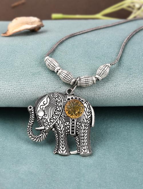 silver brass pendant - 18397084 -  Standard Image - 0