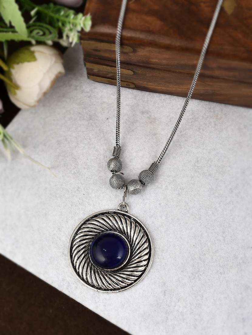 silver brass pendant - 18397099 - Zoom Image - 0
