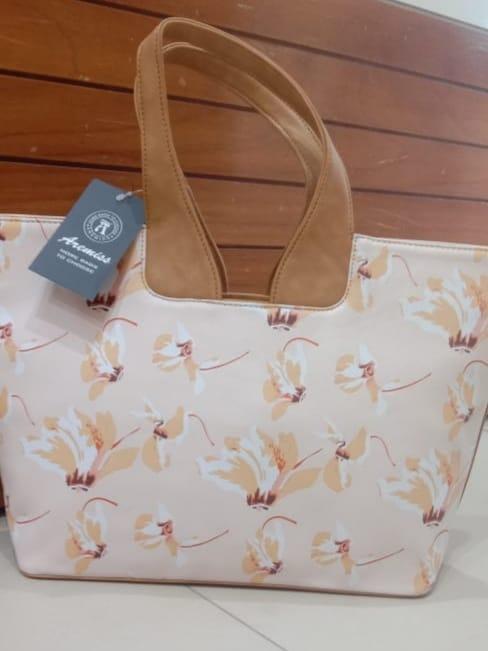 hand bag for women  - 18397935 -  Zoom Image - 0