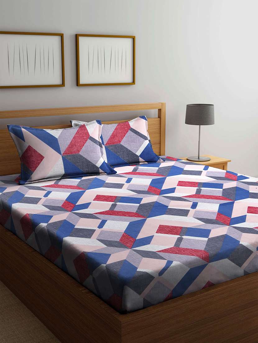 klotthe multi geometric 210 tc cotton blend double bedsheet with 2 pillow covers