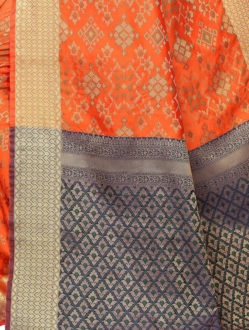 orange silk blend kanjivaram saree with blouse - 18402771 - Standard Image - 3
