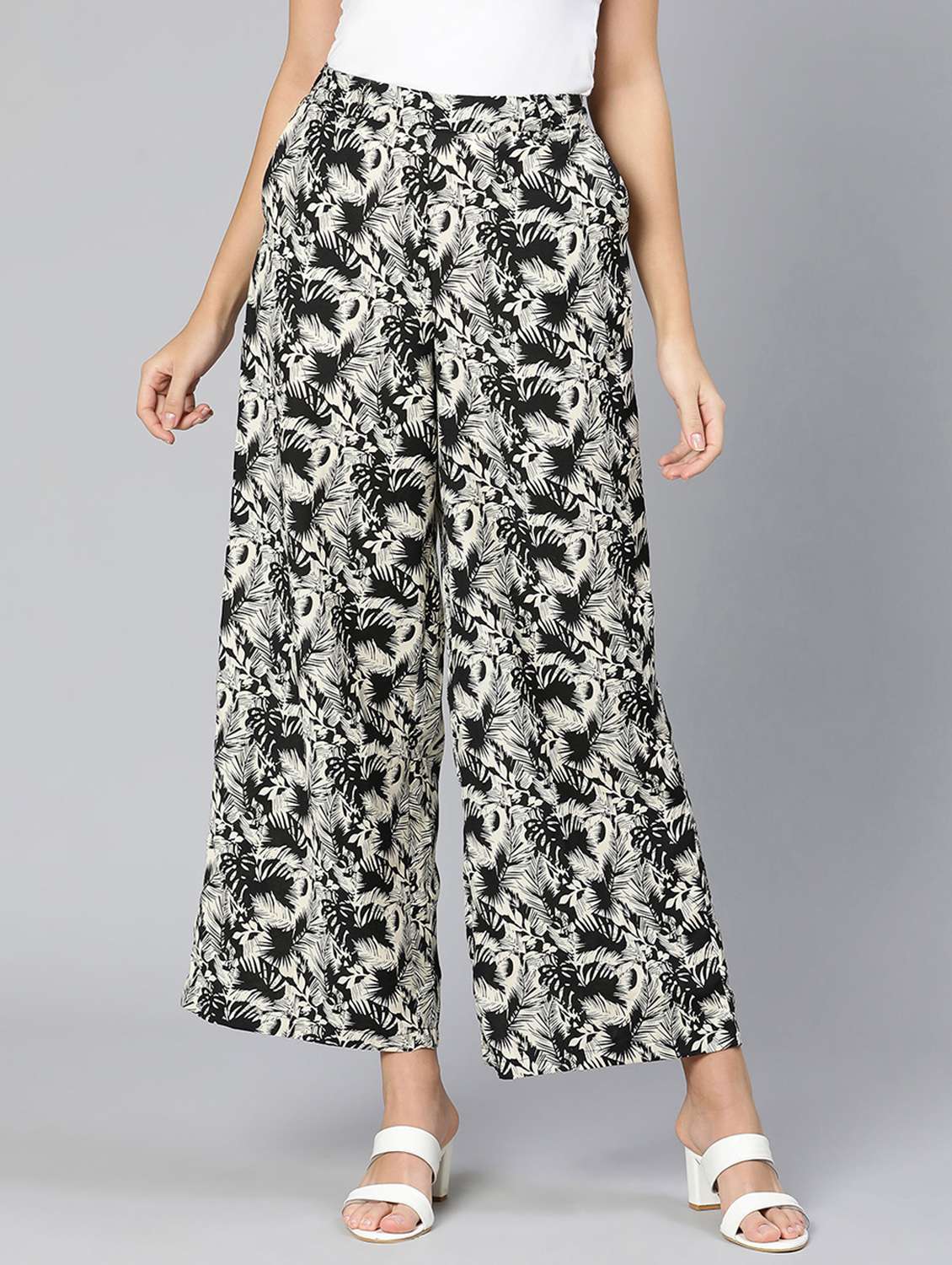 printed flat front trouser - 18412908 - Zoom Image - 0
