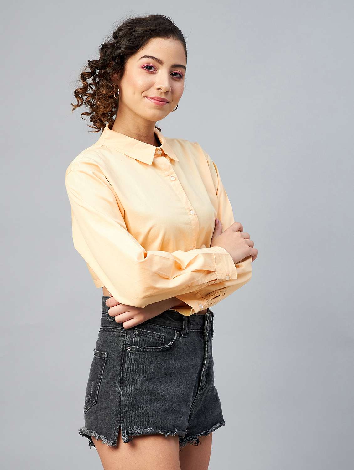 long sleeved solid crop shirt - 18413749 -  Zoom Image - 0