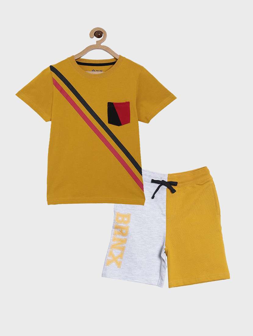 boys round neck shorts set 