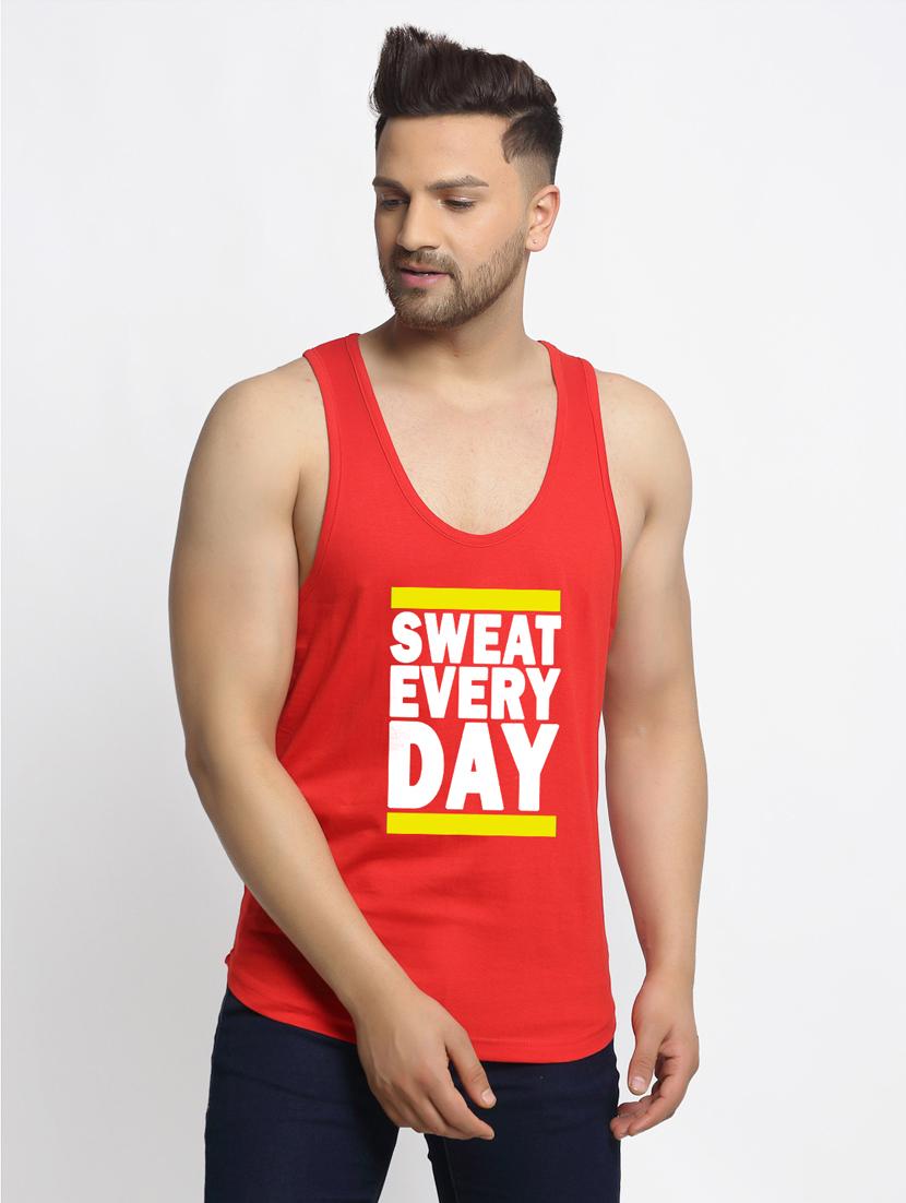 red chest-printed vest - 18415693 -  Zoom Image - 0