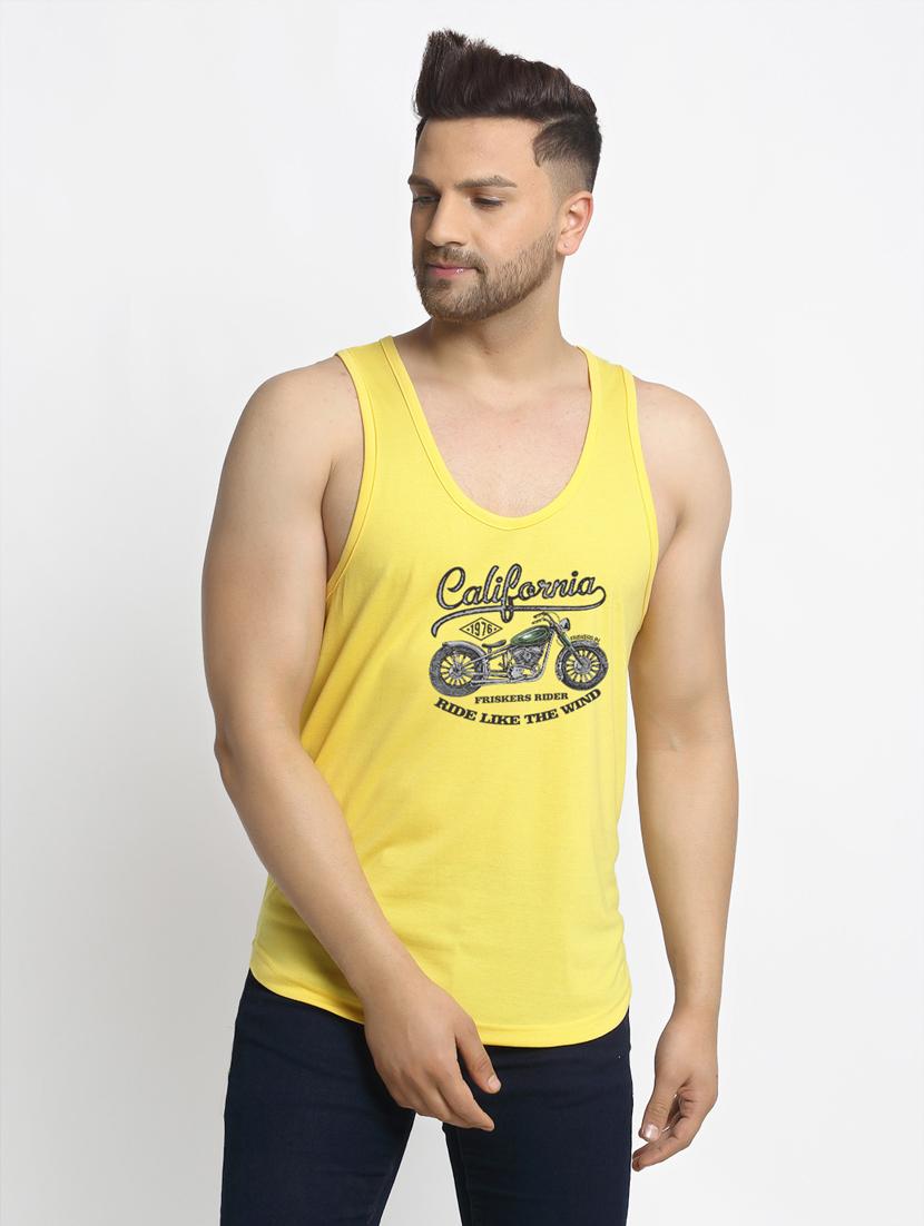 yellow chest-printed vest - 18415780 - Zoom Image - 0