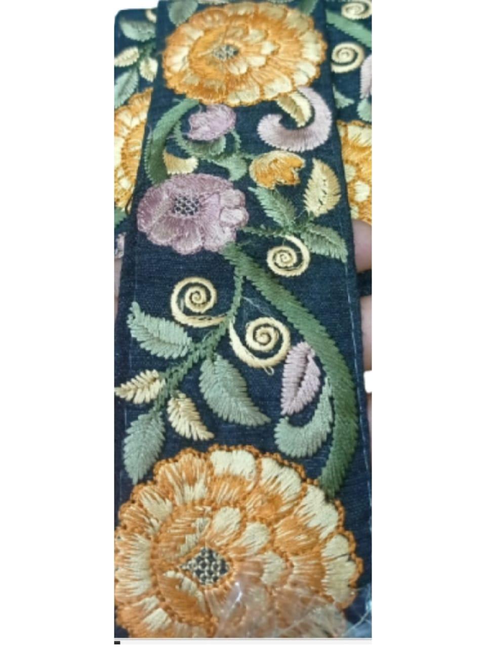 embroidered lace 10 mtr - 18416055 - Zoom Image - 0
