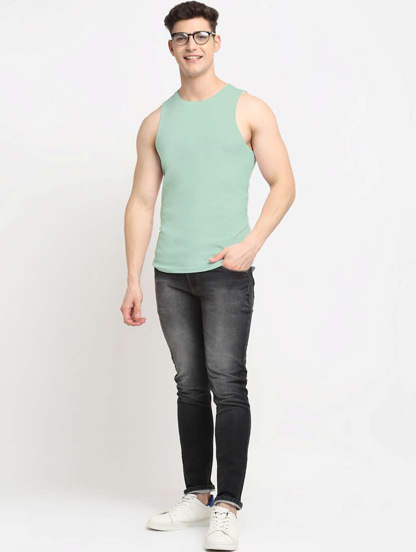 set of 3 solid vest - 18417091 -  Standard Image - 5