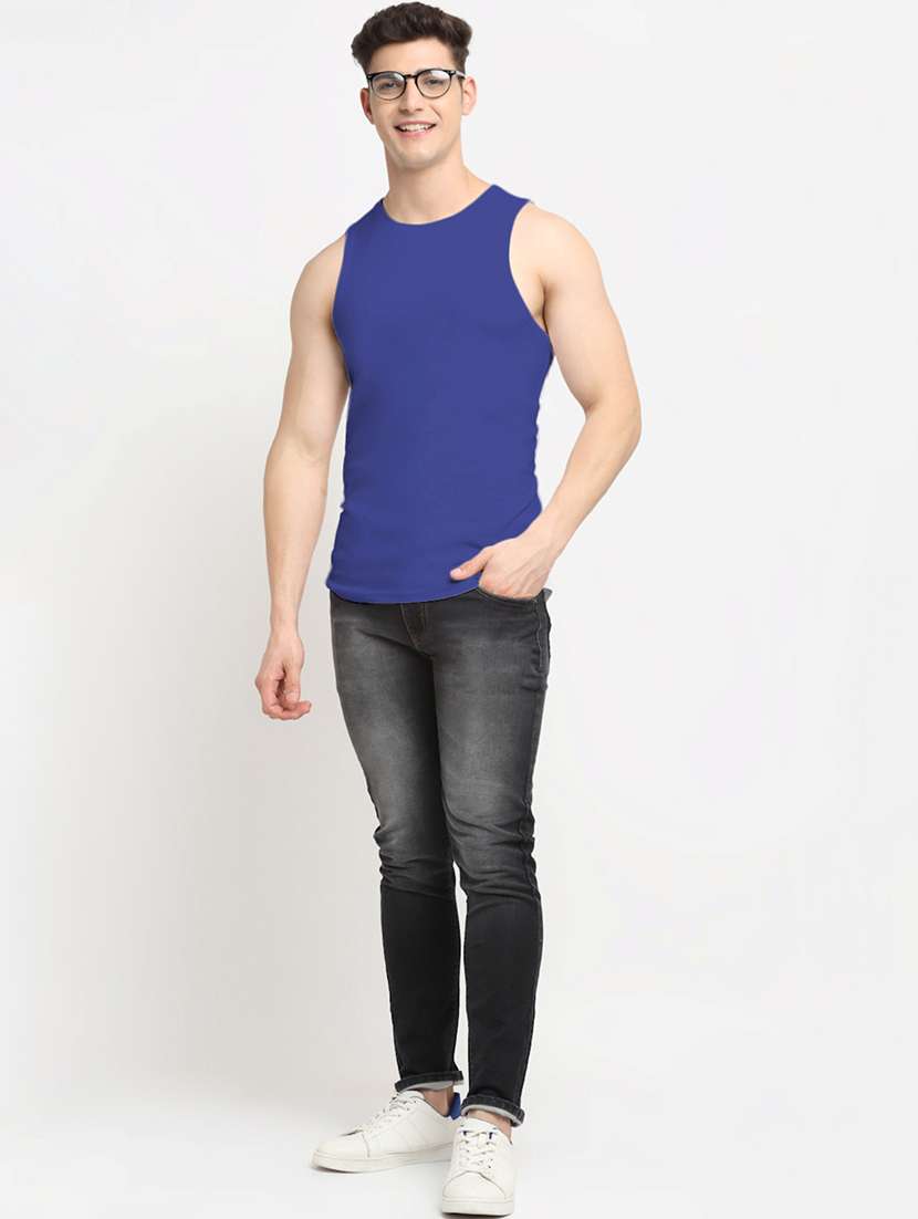 set of 3 solid vest - 18417105 -  Standard Image - 5