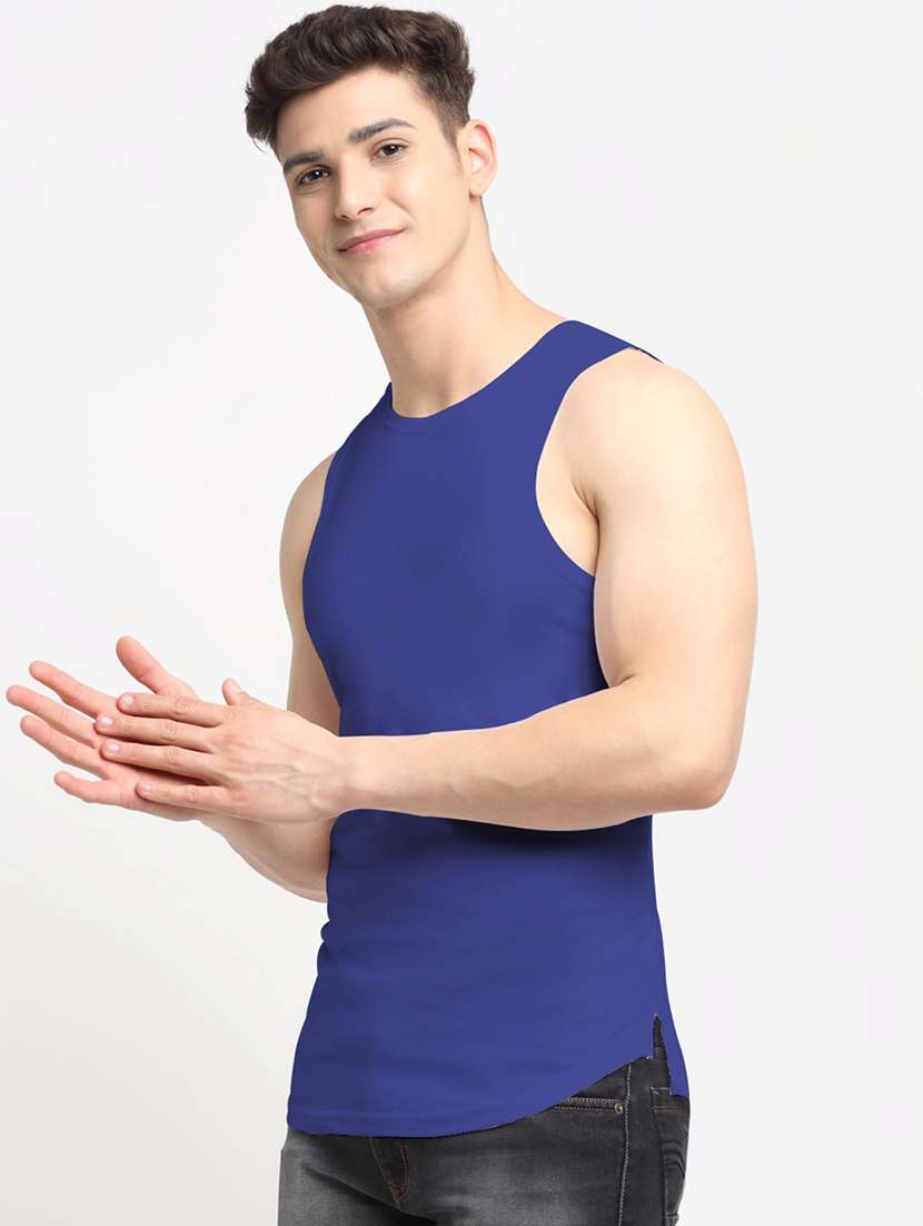 set of 3 solid vest - 18417116 -  Standard Image - 3