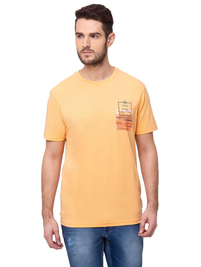 orange back printed t-shirt - 18418420 - Zoom Image - 0