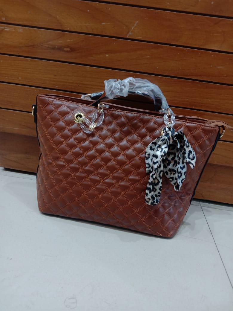 ladies hand bags - 18418577 - Zoom Image - 0