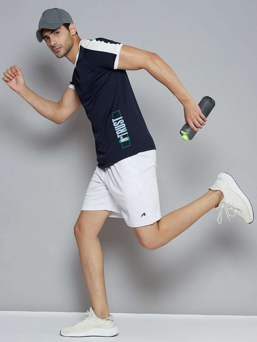 white solid short - 18420040 -  Standard Image - 3