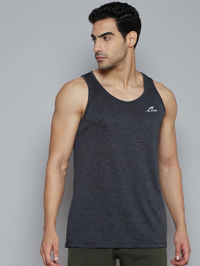 grey color-blocked t-shirt