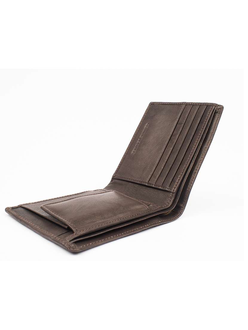 brown solid wallet - 18425332 - Standard Image - 3