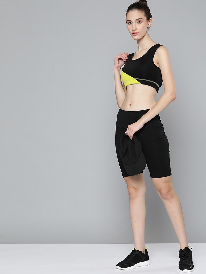 black color-blocked sports bra - 18440802 - Standard Image - 3