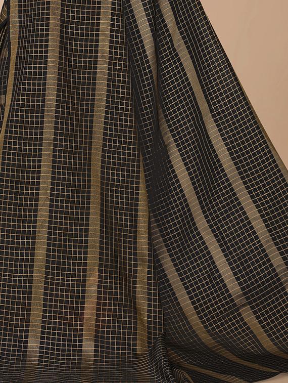 checkered woven saree - 18441639 - Standard Image - 3