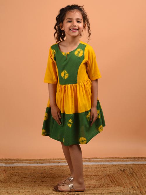 girls round neck short sleeves frock - 18448903 -  Standard Image - 0