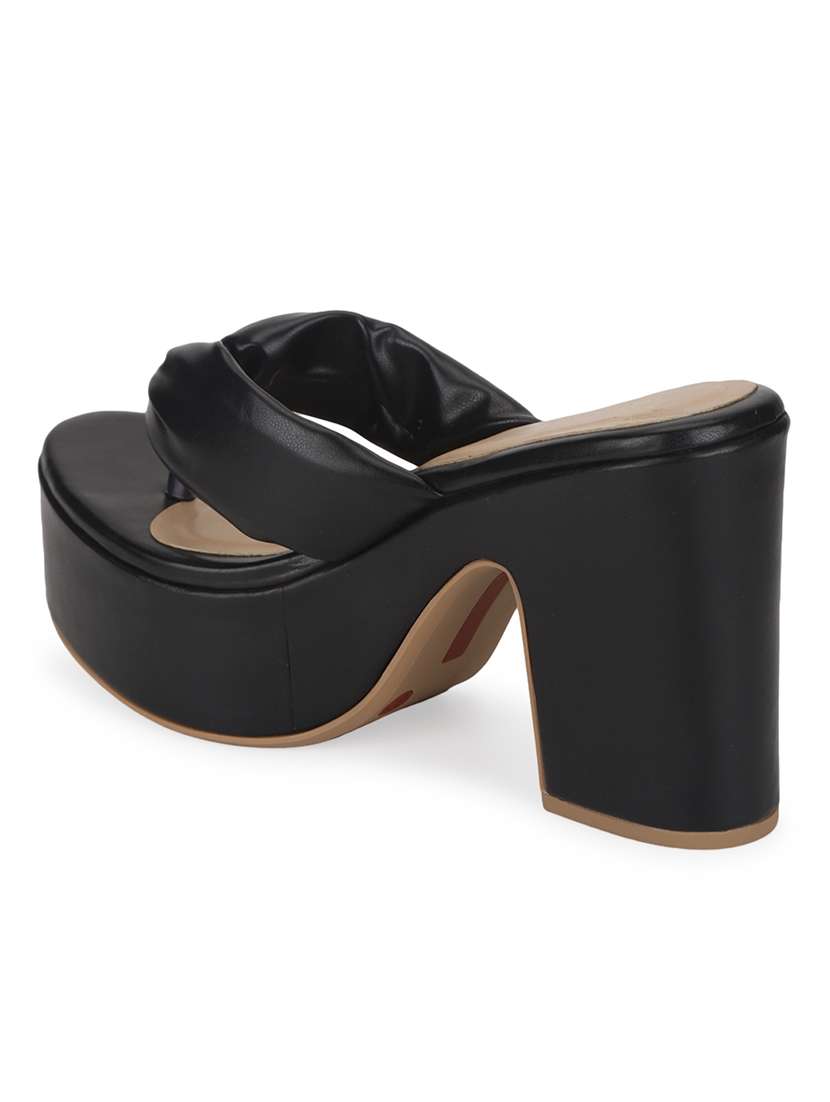 women black toe separator sandal - 18451710 -  Standard Image - 3