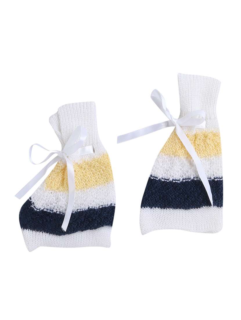 boys white striped sweater - 18460382 -  Standard Image - 3