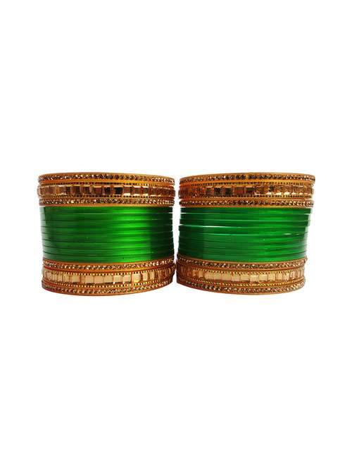 green plastic bangle - 18460562 -  Standard Image - 0