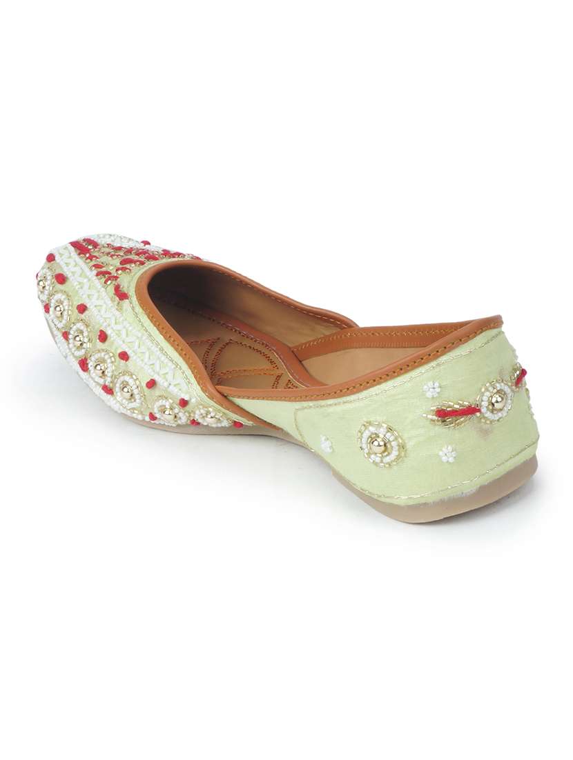 women green slip on mojari - 18463194 -  Standard Image - 3