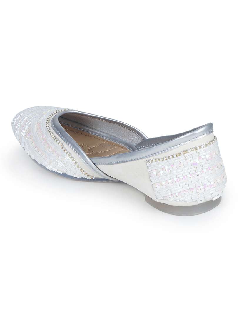 women white slip on mojari - 18463233 - Standard Image - 3