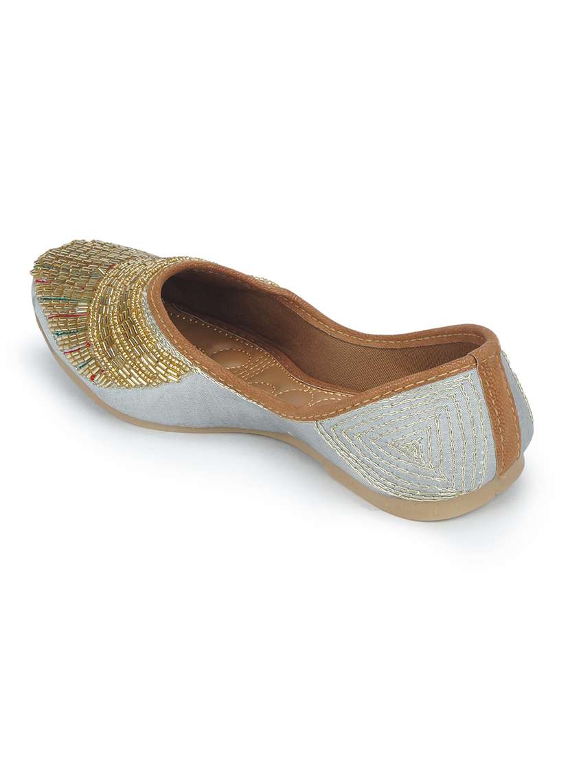 women grey embellished ethnic juttis - 18463266 -  Standard Image - 3