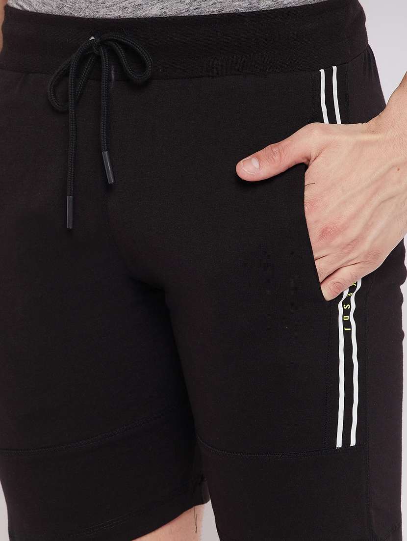 black solid short - 18466031 -  Standard Image - 5