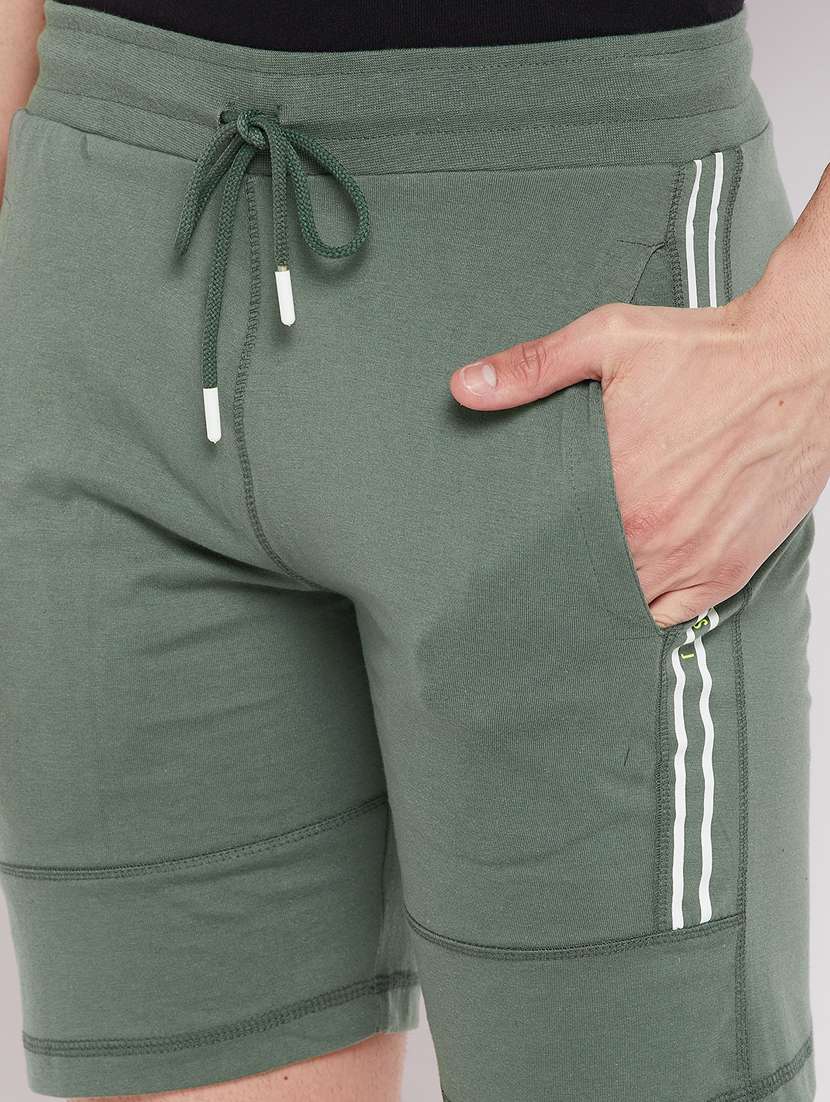 green solid short - 18466033 -  Standard Image - 5