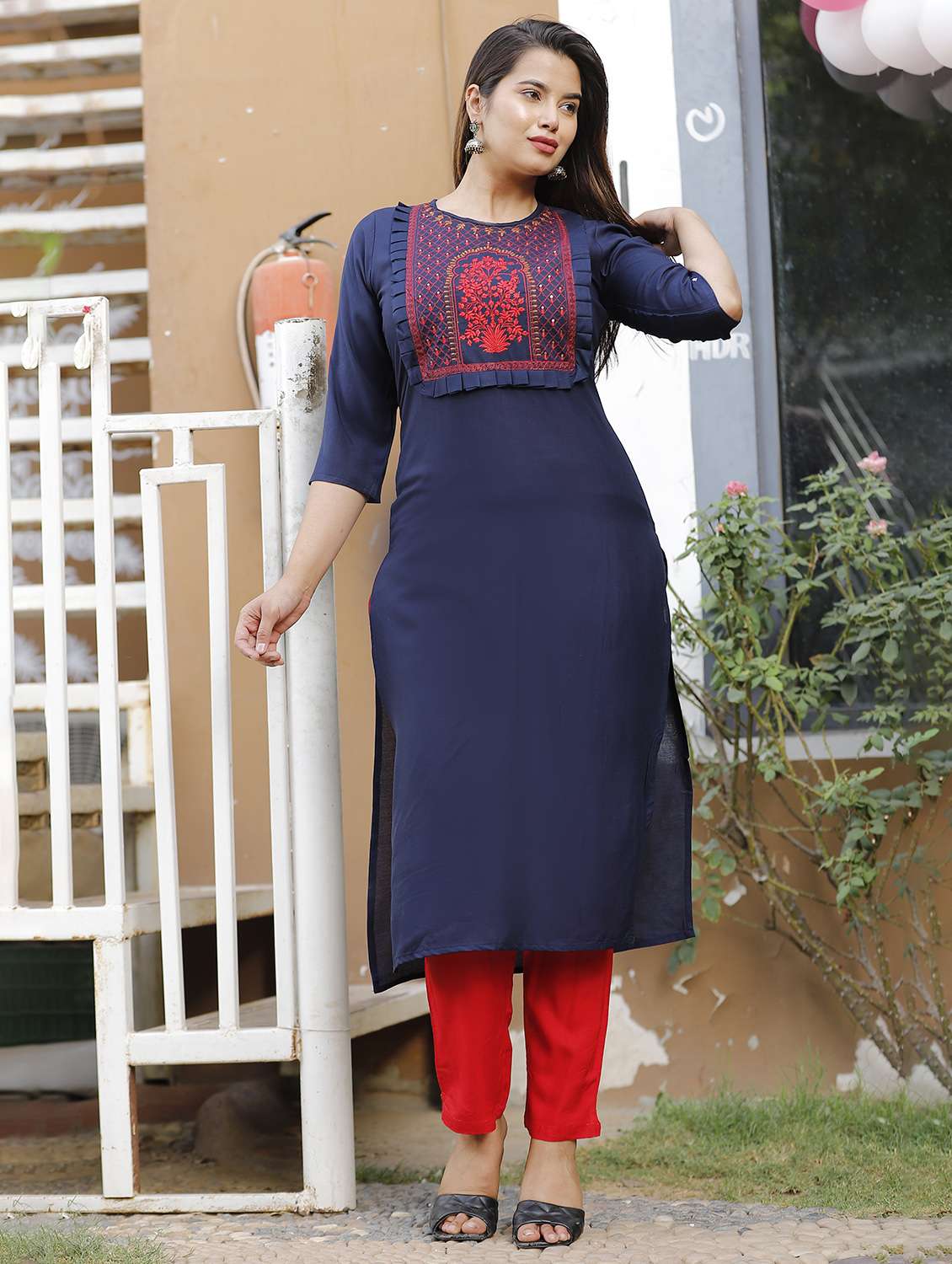 women's straight kurta