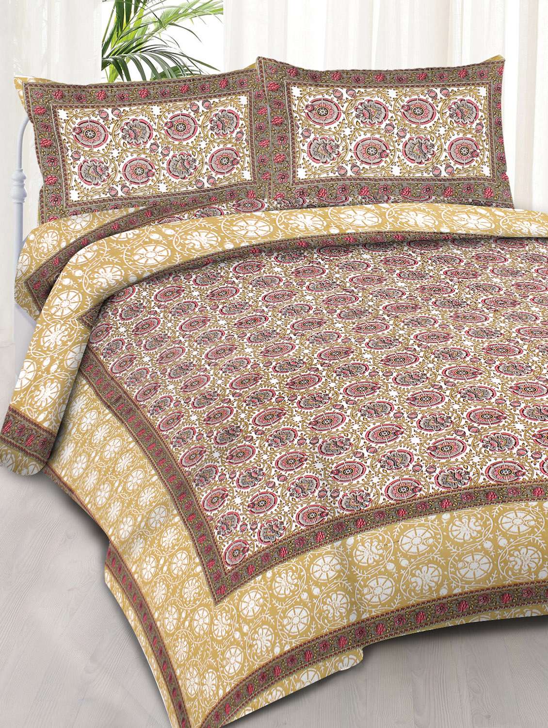 kalamkari buta printed 100% cotton pigment double bedsheet with pillow covers - 18477204 - Zoom Image - 0