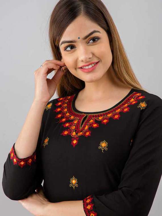 women's straight kurta - 18477988 -  Standard Image - 3