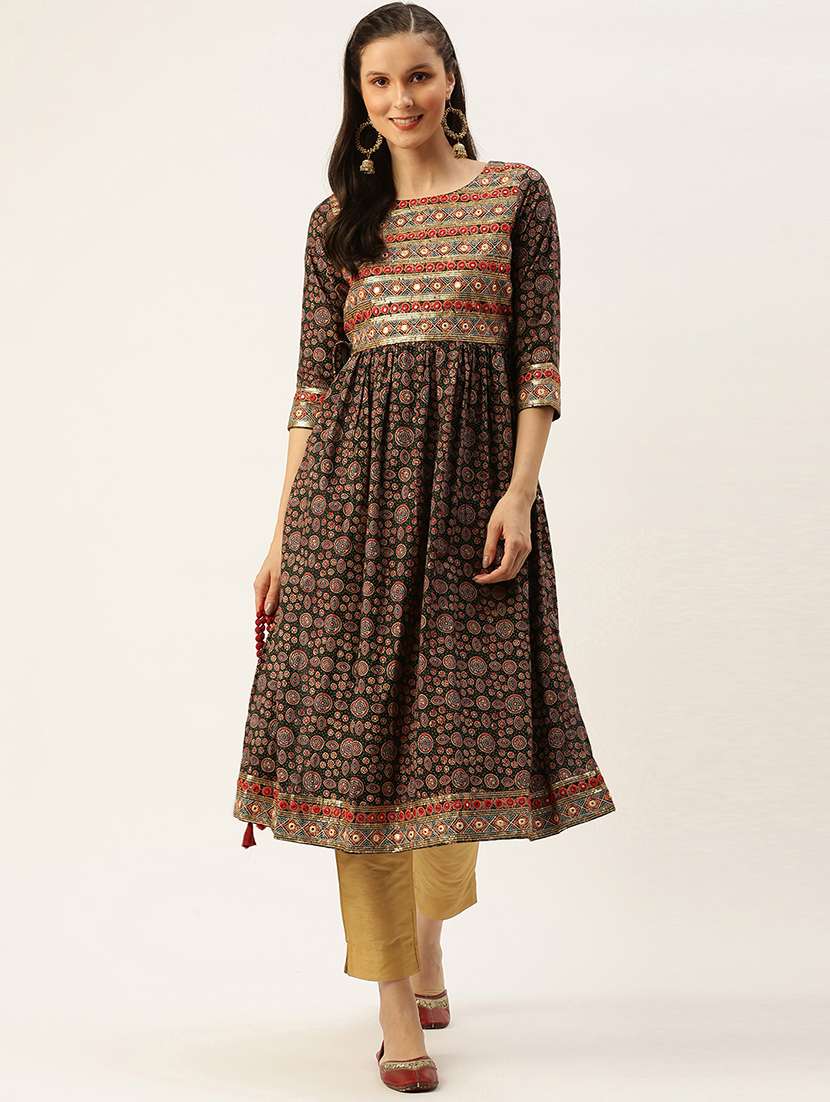 women's flared kurta - 18480652 -  Zoom Image - 0