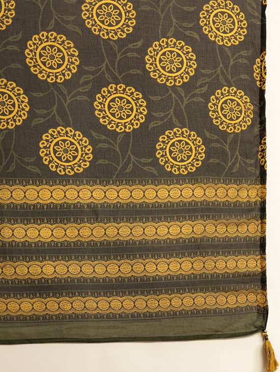 women three quarter sleeve kurta pant with dupatta set - 18480930 -  Standard Image - 5