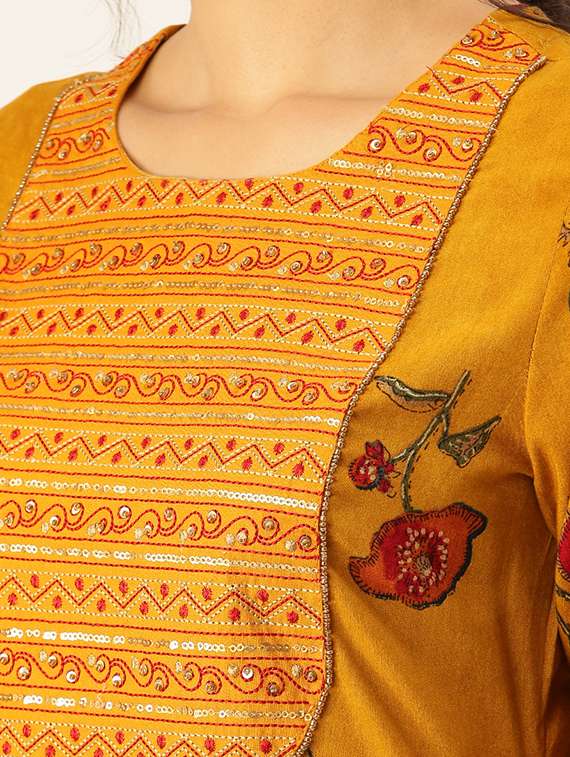 women floral round neck kurta palazzo set - 18480950 -  Standard Image - 3