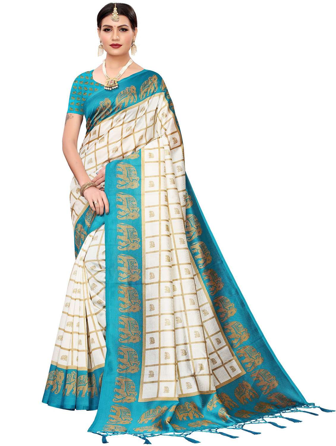 tassel detailed checkered saree with blouse - 18488311 - Zoom Image - 0