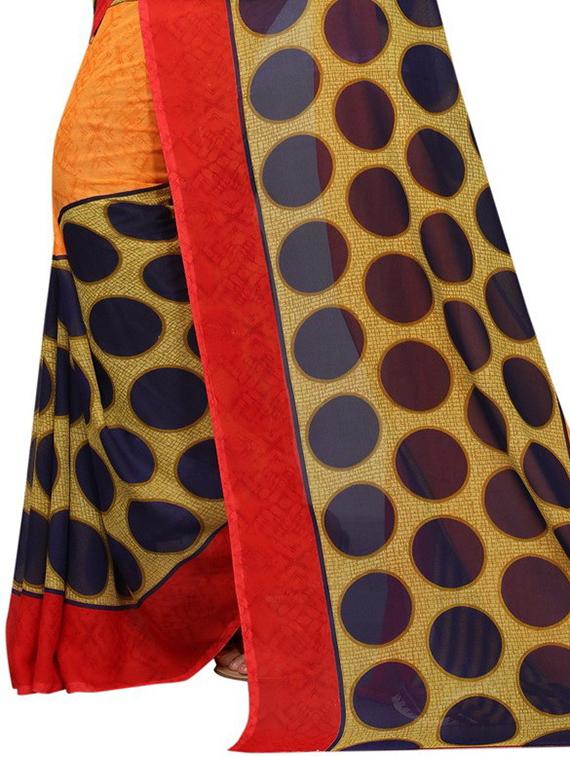 contrast bordered printed saree with blouse - 18488858 - Standard Image - 3