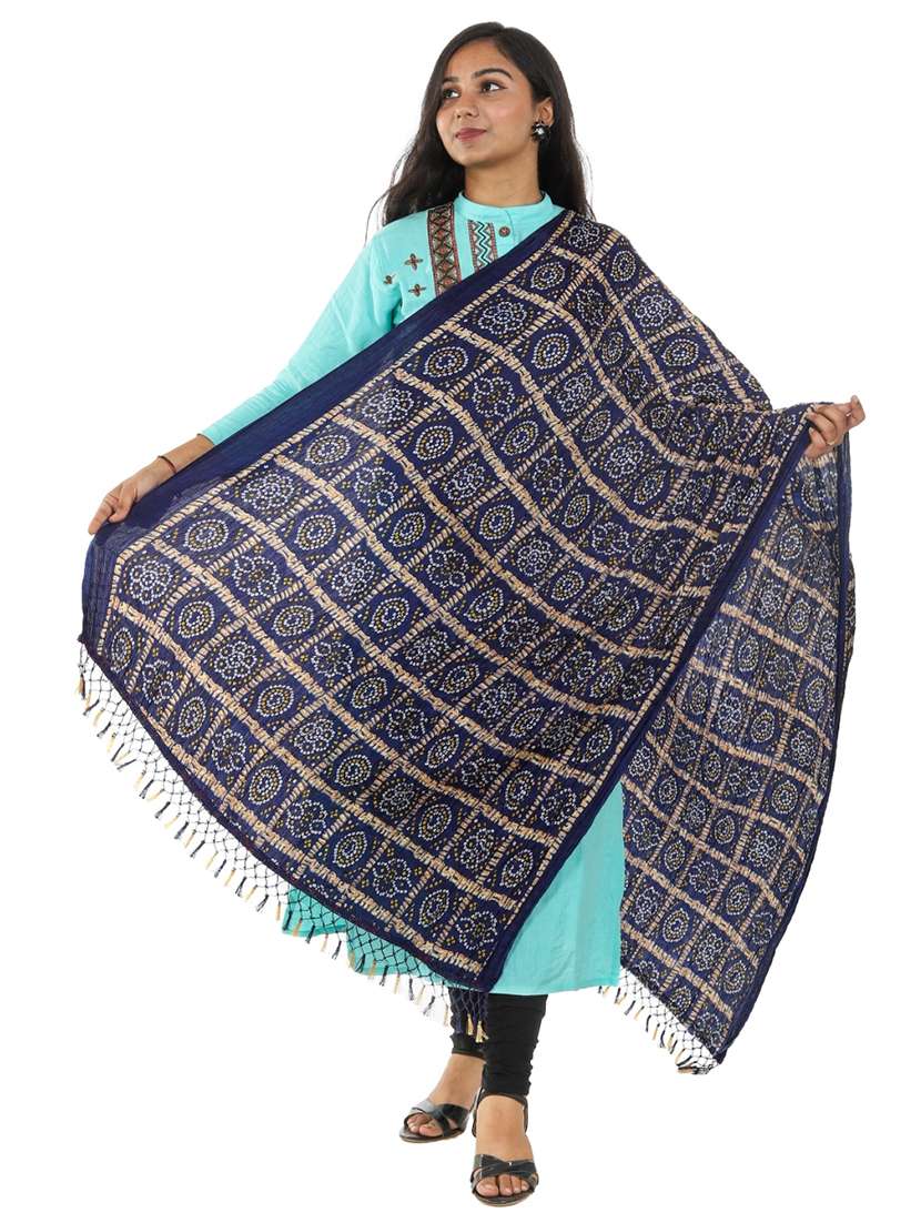 navy blue bandhani print dupatta - 18498284 - Zoom Image - 0