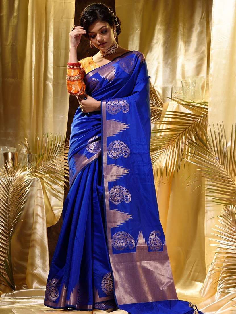 tassels detailed woven saree with blouse