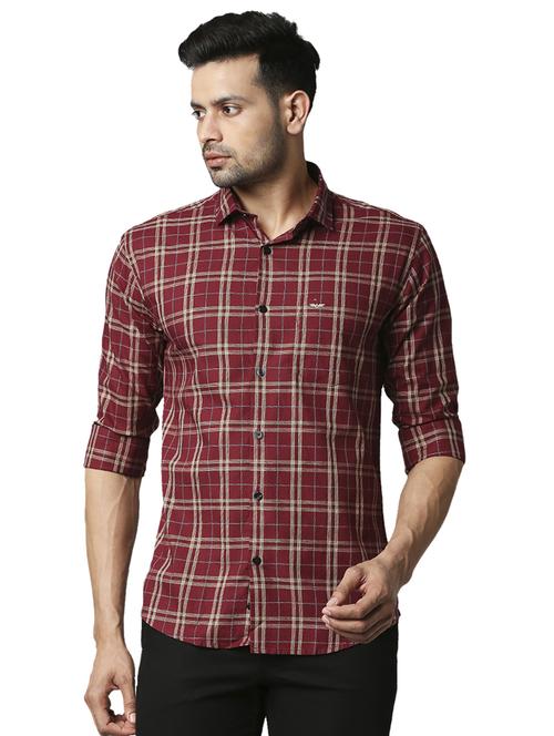red checkered casual shirt - 18512515 - Standard Image - 0