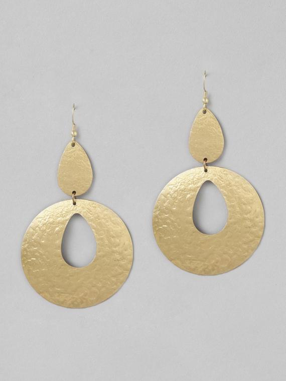gold metal drop earring - 18513825 -  Zoom Image - 0