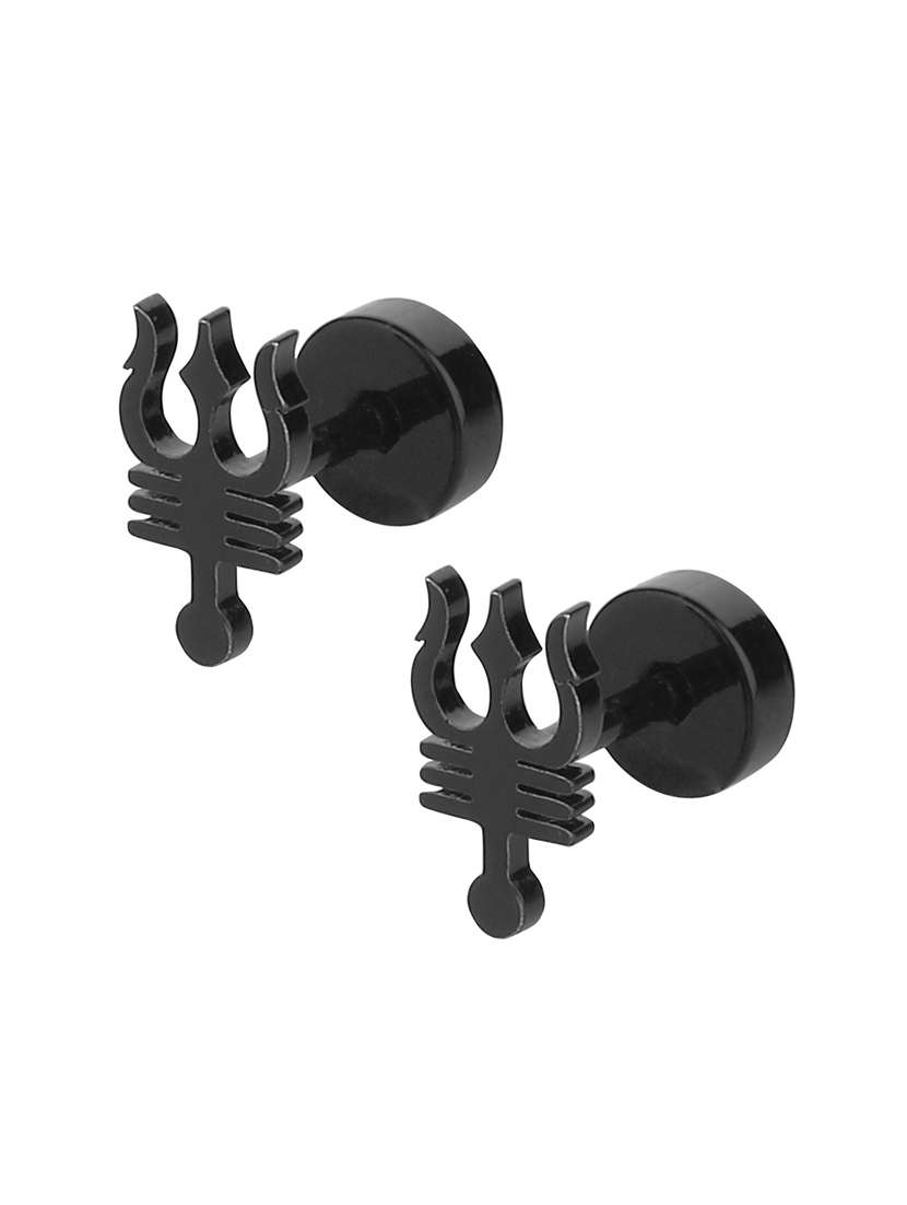 black stud earring 