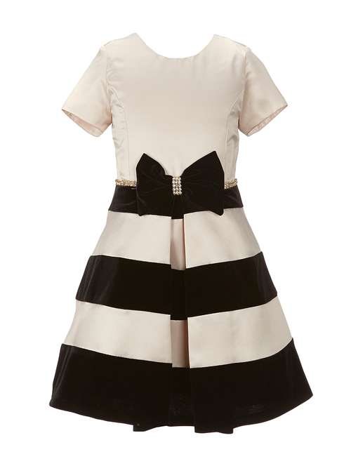 girls round neck short sleeves frock - 18517419 -  Standard Image - 0